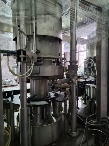 Used filling monoblock Bertolaso 30.4.4