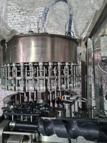Used filling monoblock Bertolaso 30.4.4
