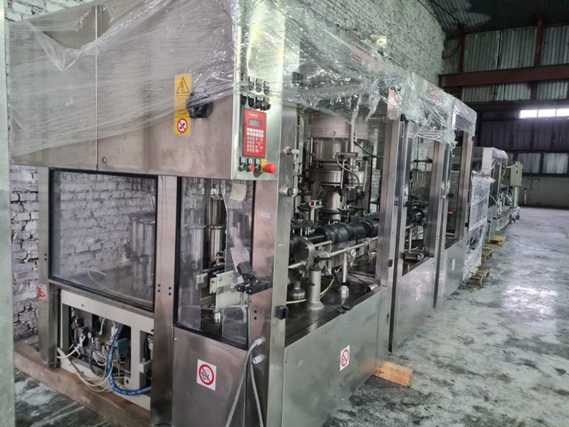 Used filling monoblock Bertolaso 30.4.4