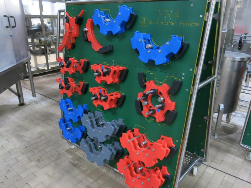 Linea di imbottigliamento Filmatic PET & HDPE Usata 17