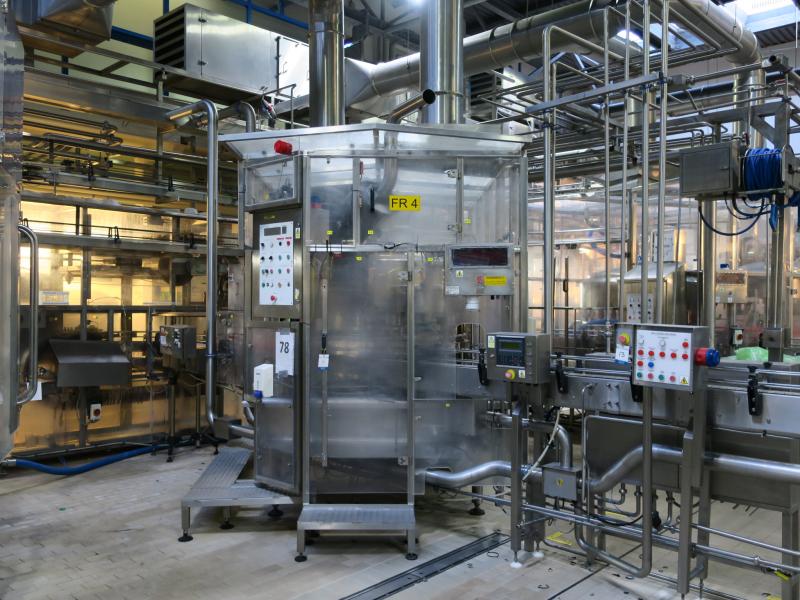 Linea di imbottigliamento Filmatic PET & HDPE Usata 9
