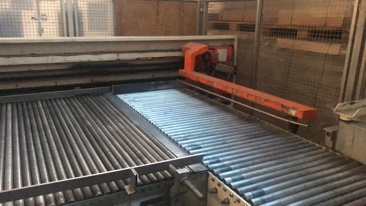 Used Complete Isobaric Bottling Line Pet & Glass bottles