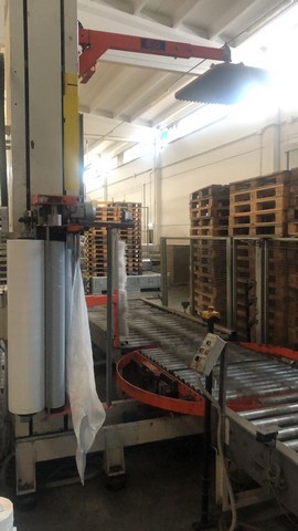 Used Complete Isobaric Bottling Line Pet & Glass bottles