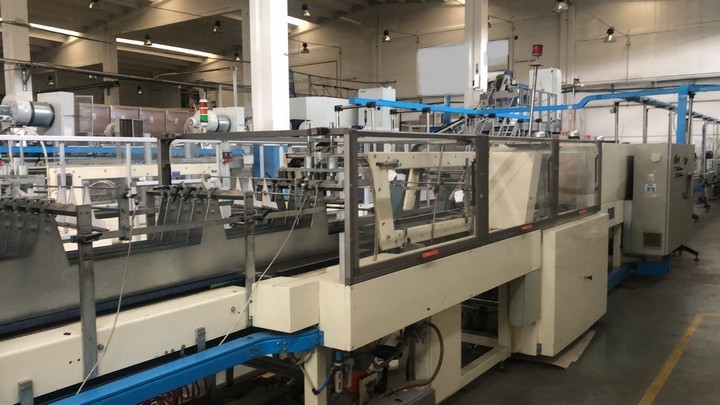 Used Complete Isobaric Bottling Line Pet & Glass bottles