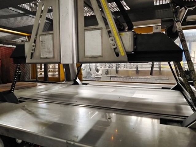 Used Shrink Wrapper SMI SK 300F