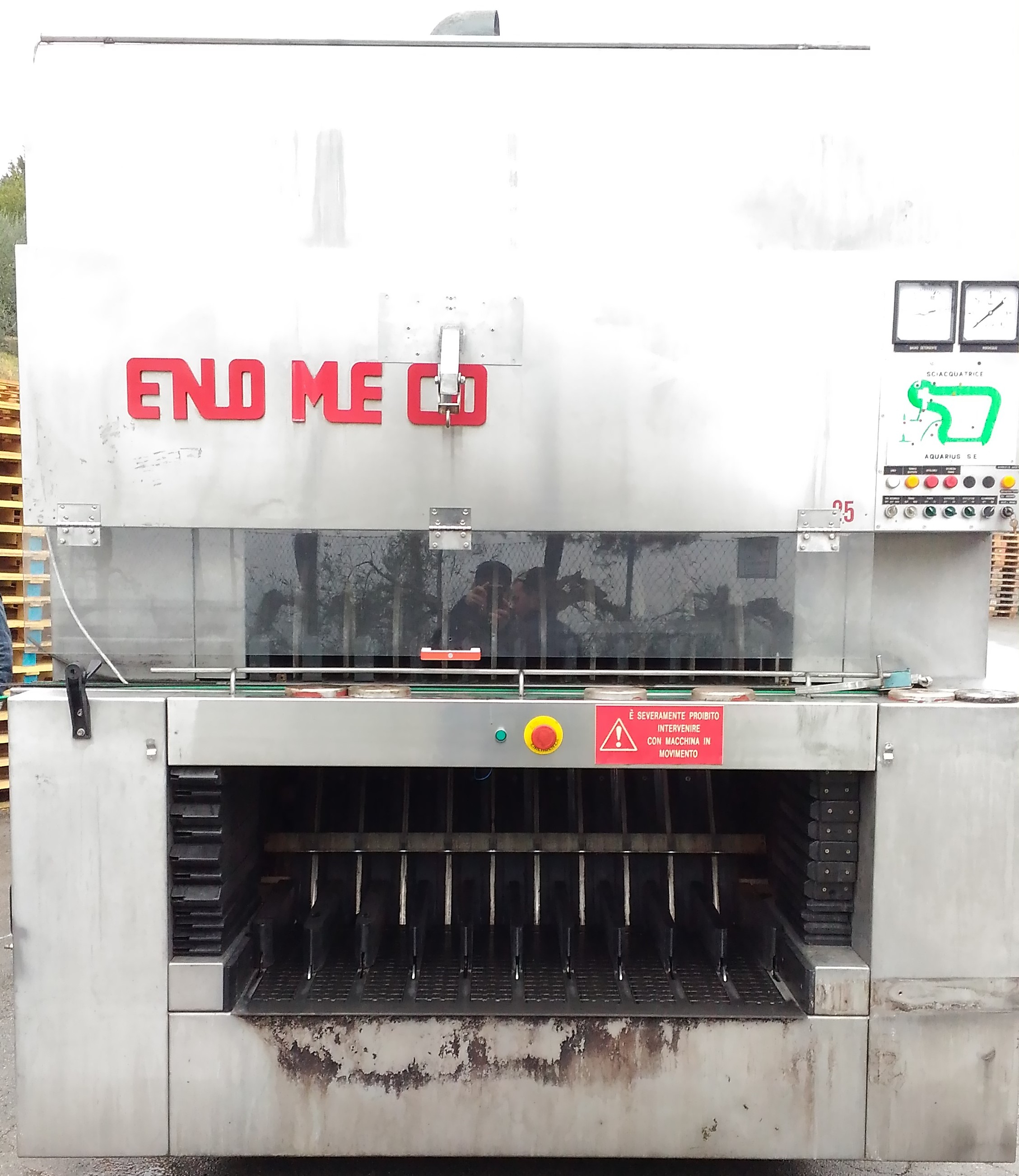 Used Bottle Washer Enomeco Acquarius 5
