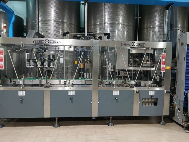 Used Complete Bottling Line MBF 9.500 bph