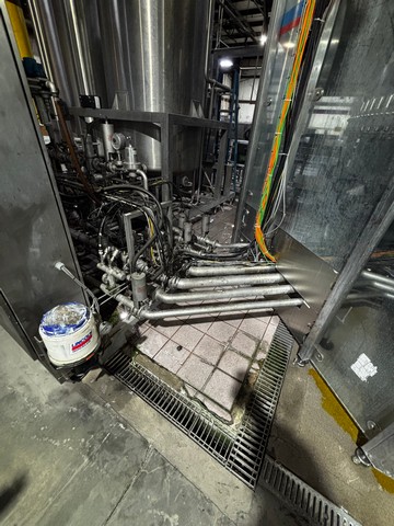Used 2009 Complete Bottling Line PET KHS 72.000 bph 10