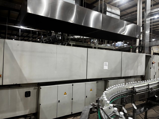 Used Complete Bottling Line KHS 43.000 bph 19