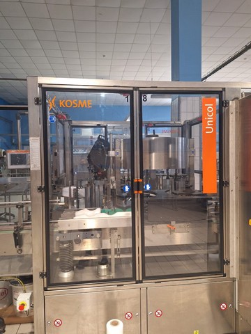 Used Kosme PET bottling line for water 8