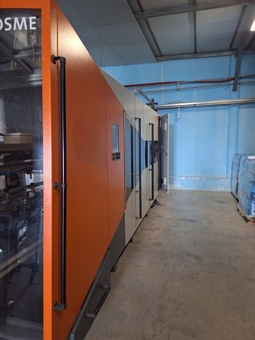 Used Kosme PET bottling line for water 18