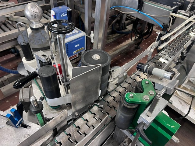 Matrix isobaric bottling line for glass | Elitekno Bottling Solutions