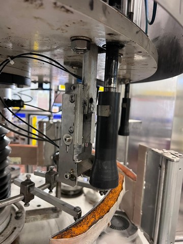 Matrix isobaric bottling line for glass 16