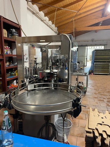 Used OMAR capsuling machine 2t polylaminate with 3s adhesive labeller 4