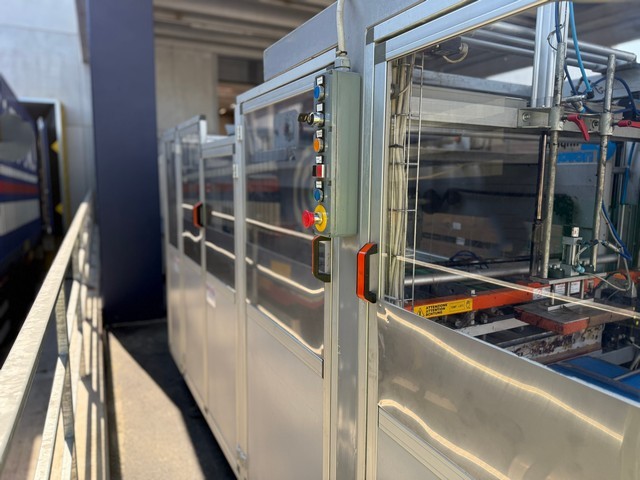 Used Robopac system pallet wrapper 5