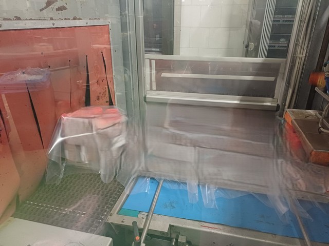 Used Novopac shrink wrapper 7