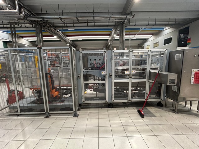 Used Mas pack case erector 6