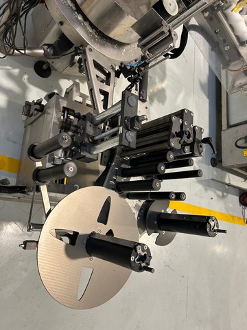 Used adhesive Makro labeller 12