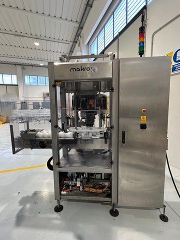 Used adhesive Makro labeller 3