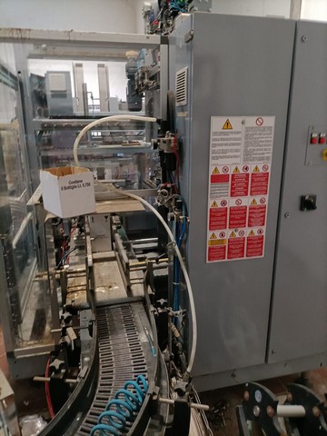 Used gravity glass bottling line 24