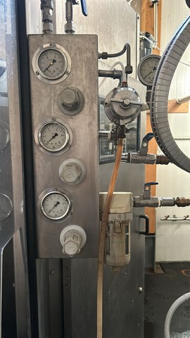 Used Bertolaso isobaric filler 5