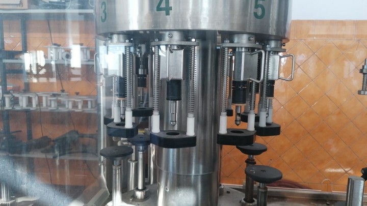 Used I.B.T. filling monoblock 8