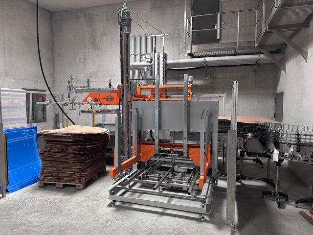 Used MBF Glass Bottling Line for Wine 23