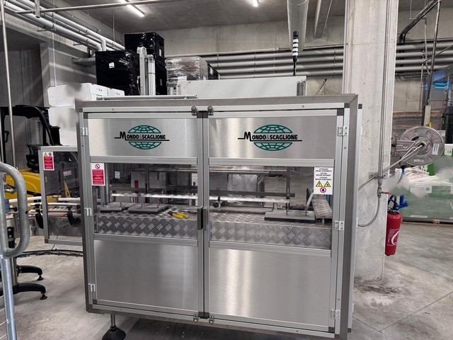 Used MBF Glass Bottling Line for Wine 17