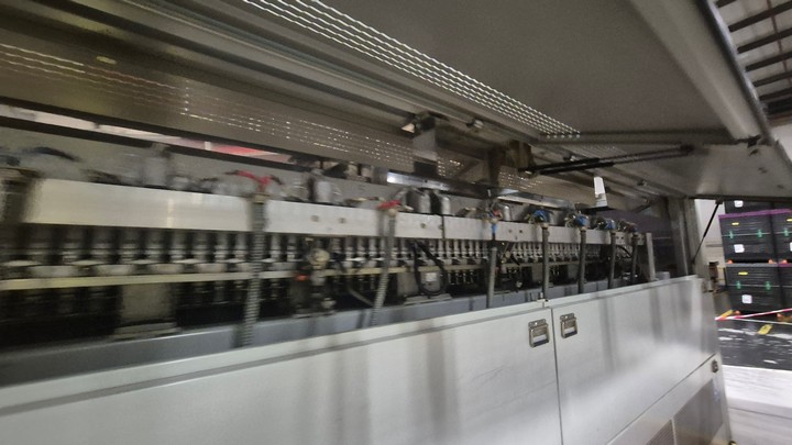 Used Sidel PET Blow Moulding Machine (24,000 bph) 23