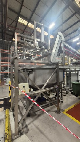 Used Sidel PET Blow Moulding Machine (24,000 bph) 7