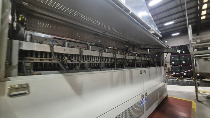 Used Sidel PET Blow Moulding Machine (24,000 bph) 21