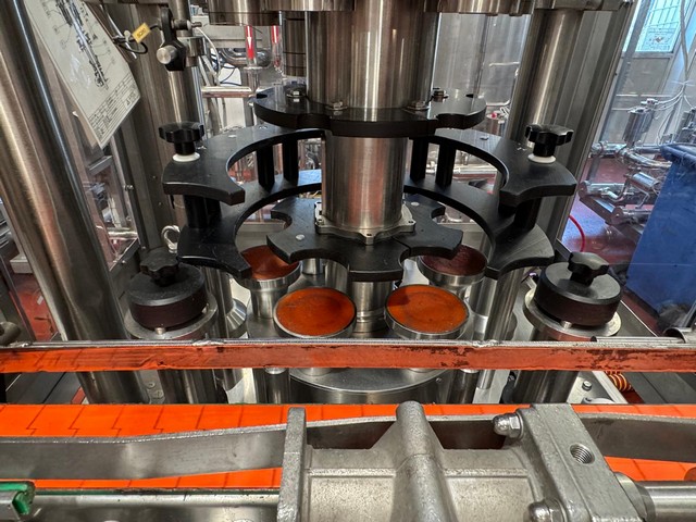 Used Arol 6-head crown capper 11