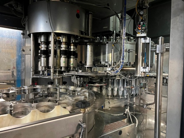 Used monoblock Krones Combi (blower, filler and capper) 3