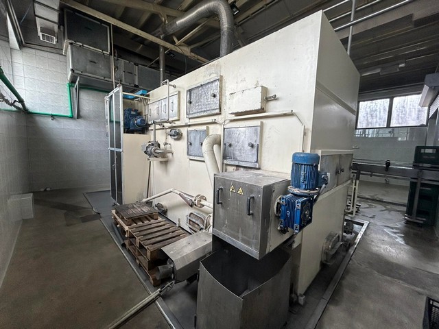 Used R. Bardi Macero bottle washer 9