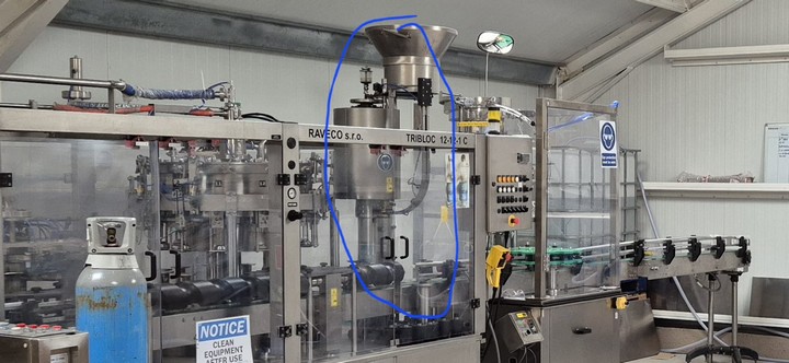 Used Raveco 12.12.1 isobaric filling triblock 6