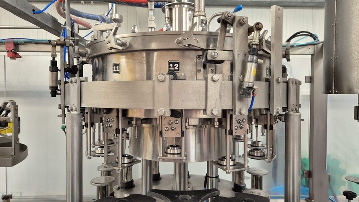 Used Raveco 12.12.1 isobaric filling triblock 7