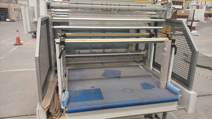 Used Smipack shrink wrapper 3