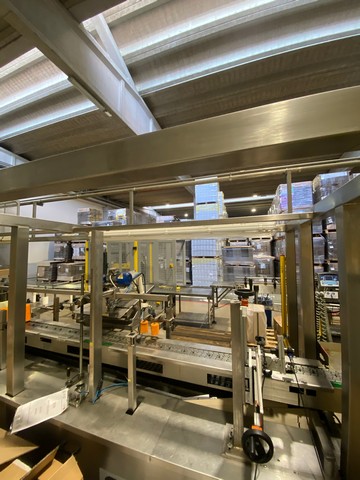 Used glass bottling line for oil 18