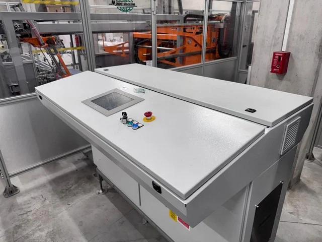 Linea di imbottigliamento vetro usata per vino MBF