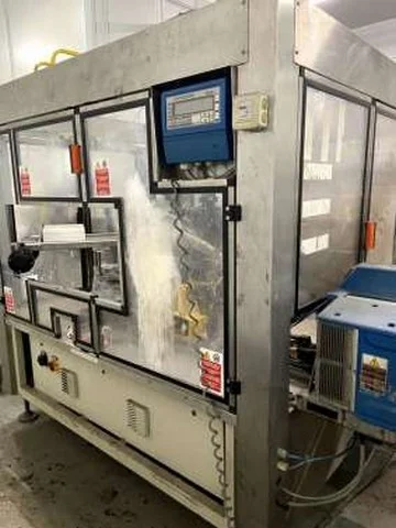 Linea di imbottigliamento Sidel PET 4.000 bph Usata