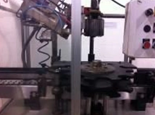Capsulatrice Robino&Galandrino pvc Usata