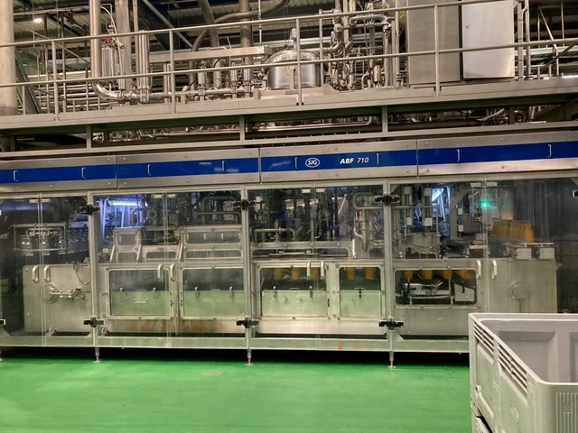 Monoblocco di Riempimento Sig ABF 710 Asettica PET Usato