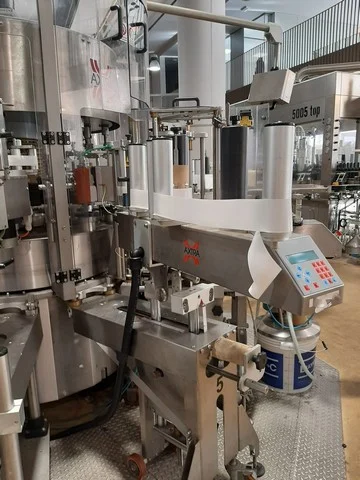 Used labeller Axtra optical 8.000 bph