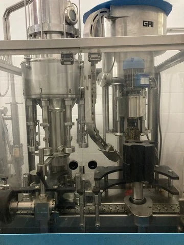 Linea di imbottigliamento GAI 1.500 bph Usata