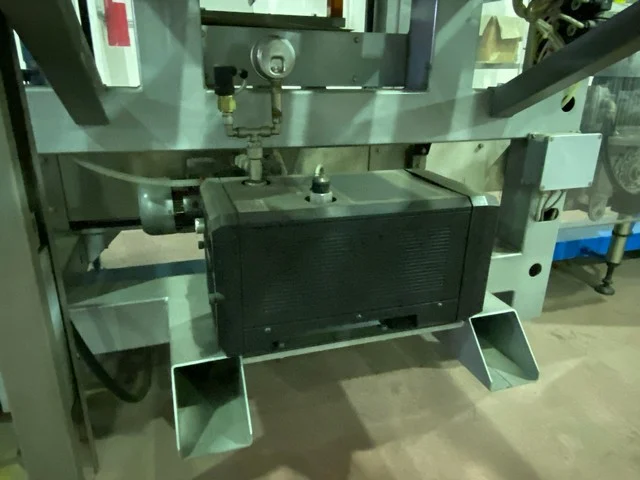 Inseritore di Alveari Bortolin-Kemo Usato