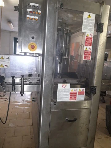 Tappatore Clifom tappo corona Usata