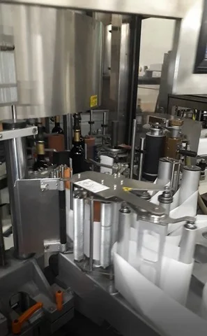 Used Complete Bottling Line Irundin still wine